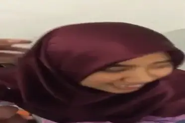 Asisten Jilbab Disuruh Bj Di Kantor