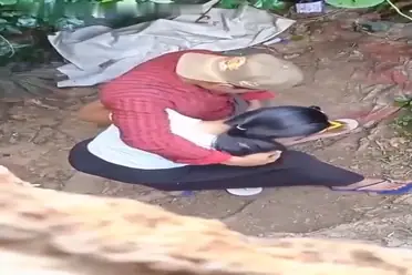 Bokep Indo Siswi SMA Digrepe Abang abang Dibelakang Sekolah